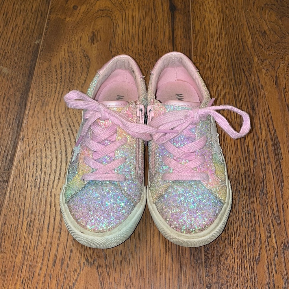 Girls glitter sneakers